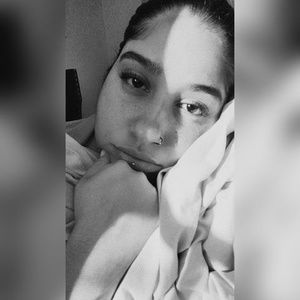 Meet your Posher, Carmen amalia